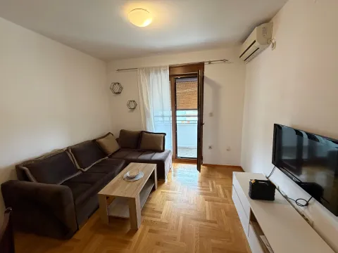 Stan in Stari Aerodrom