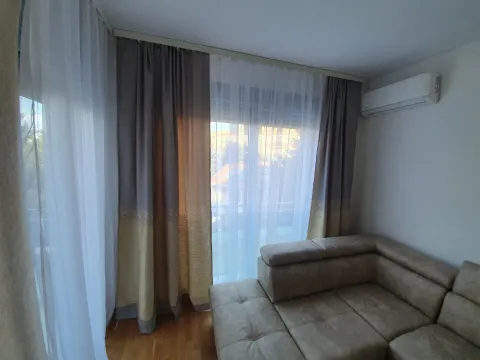 Izdavanje, jednosoban stan, 48m², Bečići, Budva - image 7