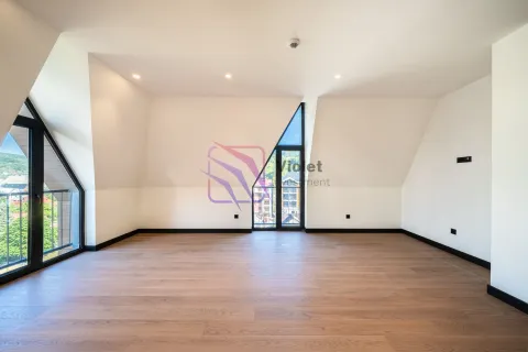 Prodaja, četvorosoban stan, 107m², Kolašin, Crna Gora - image 3