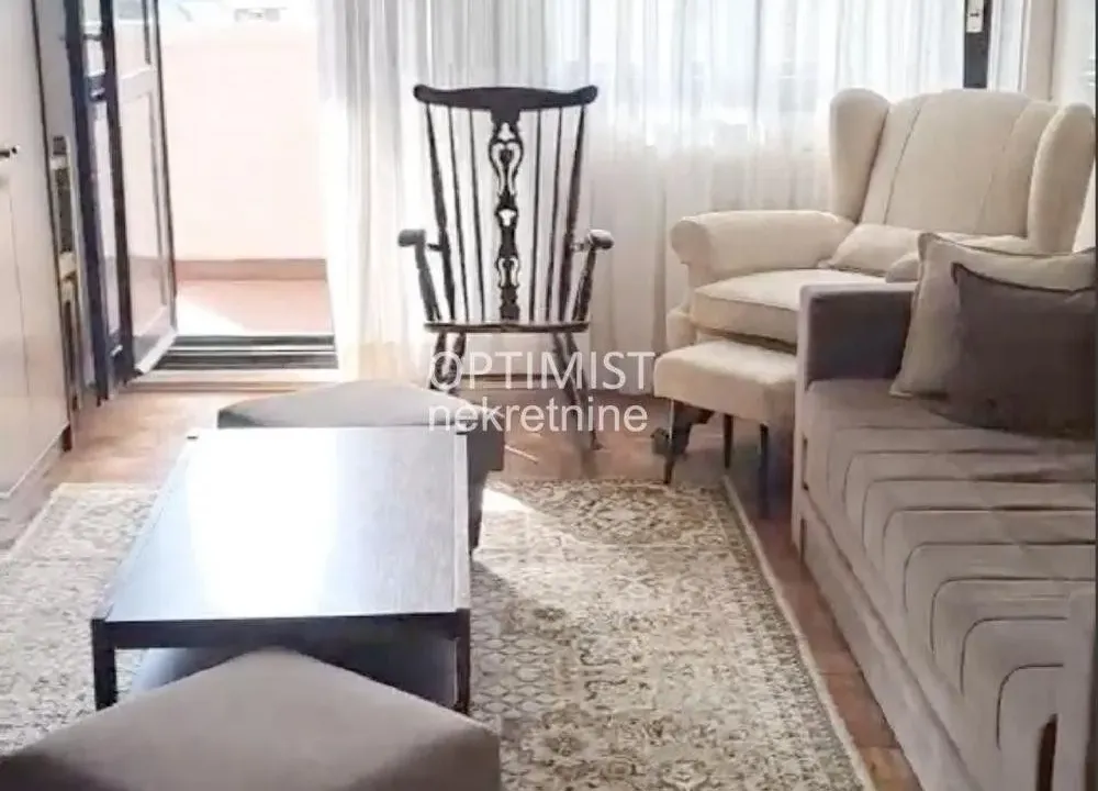 Prodaja, dvosoban stan, 57m², Petlovo Brdo, Beograd