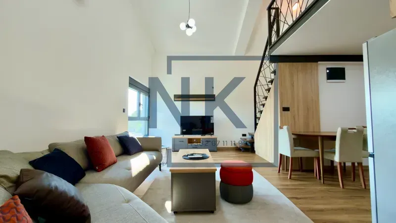 Izdavanje, jednosoban stan, 63m², Tološi, Podgorica