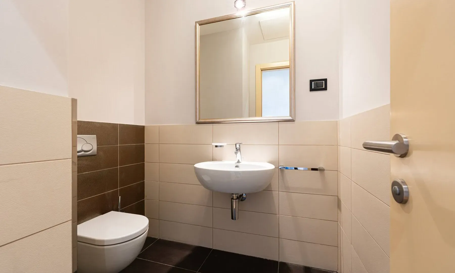 Prodaja, dvosoban stan, 106m², Kod Capital Plaze, Podgorica