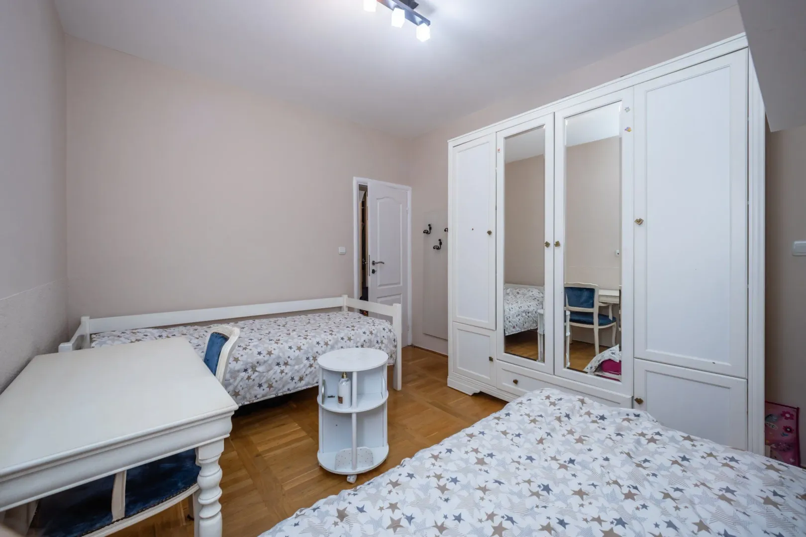 Prodaja, dvosoban stan, 70m², Gruda, Cetinje