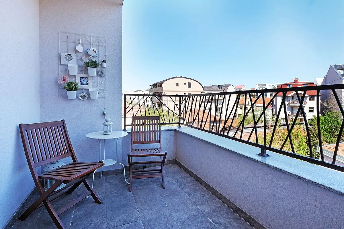 Sale, apartment, 147m², Lekino Brdo, Voždovac Sve Podlokacije