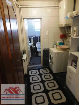 Kupatilo sa veš mašinom i bojlerom. - image 15