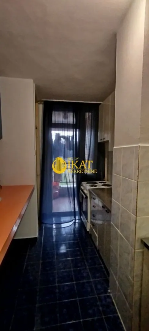 Izdavanje, trosoban stan, 77m², Banjica, Voždovac Sve Podlokacije
