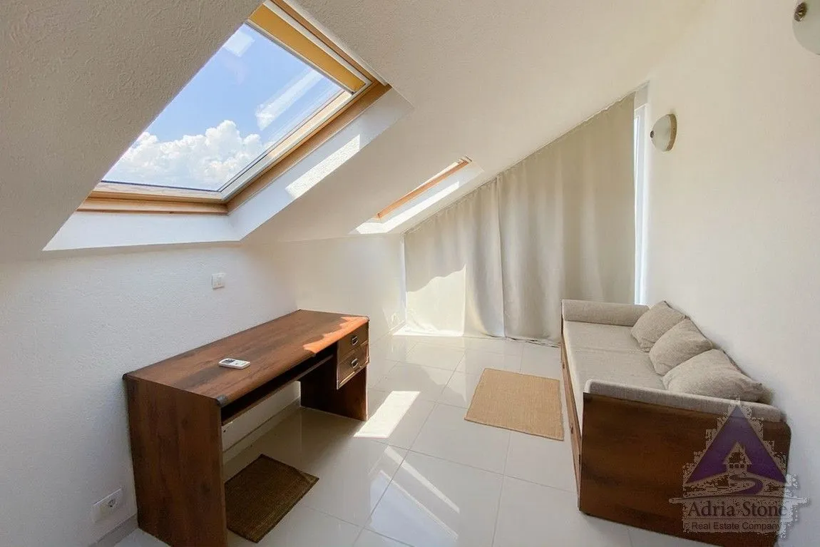 Prodaja, kuća, 525m², Radovići, Tivat