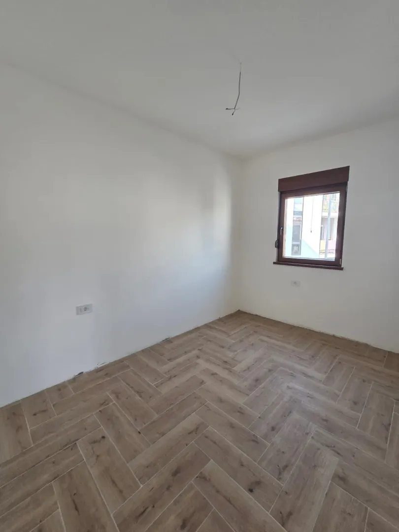 Prodaja, dvosoban stan, 70m², Kava, Tivat