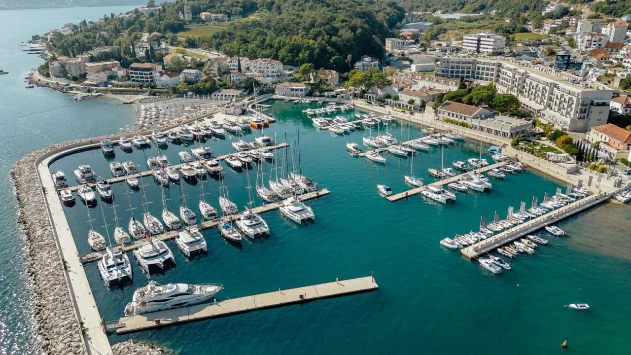 Sale, one bedroom apartment, 81m², Kotor, Crna Gora