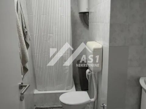 Rent, one bedroom apartment, 32m², Rotkvarija, Novi Sad Sve Podlokacije - image 9