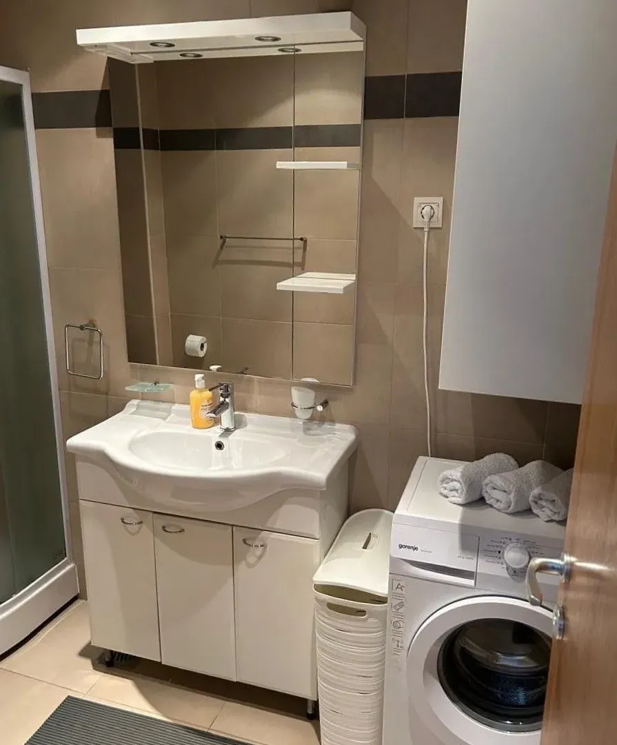 Sale, one bedroom apartment, 47m², Pržno, Budva