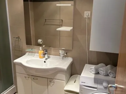 Sale, one bedroom apartment, 47m², Pržno, Budva - image 8