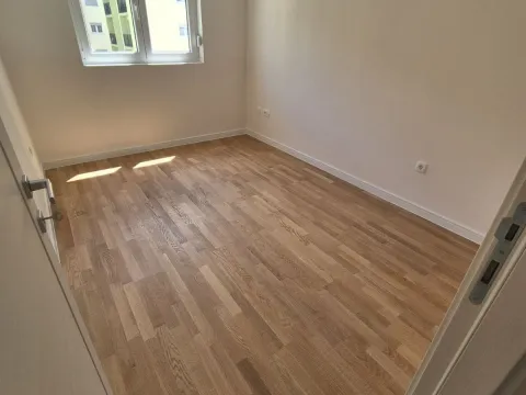Rent, one bedroom apartment, 42m², Zabjelo, Podgorica - image 5