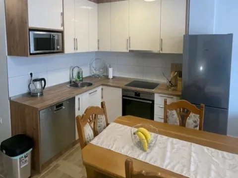 Rent, one bedroom apartment, 42m², Bečići, Budva - image 5