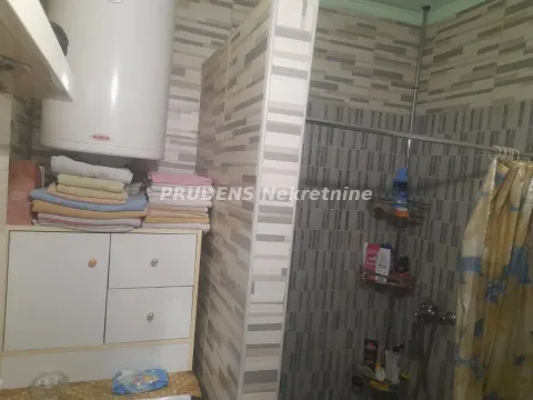 Prodaja, kuća, 90m², Deč, Pećinci - image 11