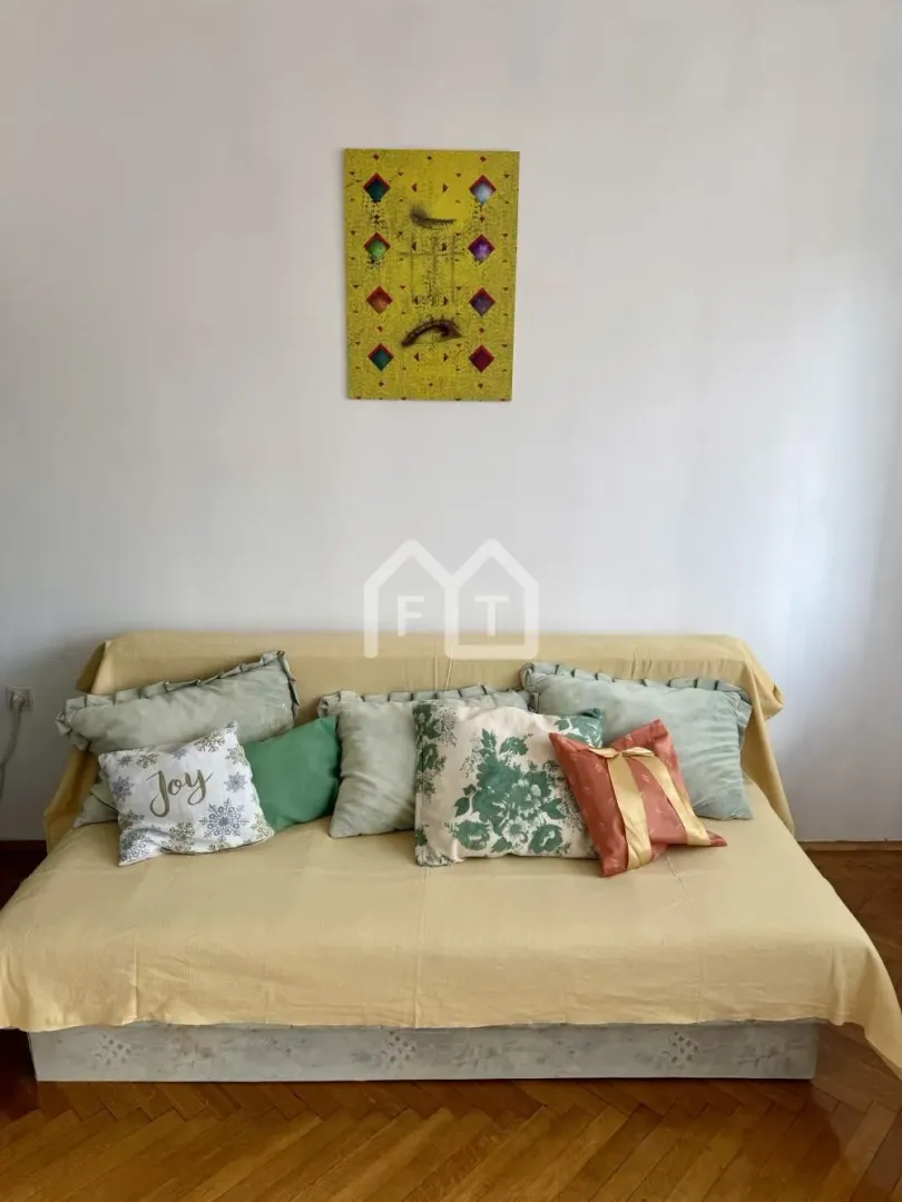 Rent, two bedroom apartment, 52m², Južni Bulevar, Vračar Sve Podlokacije