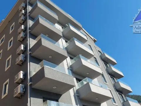 Rent, one bedroom apartment, 35m², Podkošljun, Budva - image 16