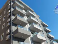 Rent, one bedroom apartment, 35m², Podkošljun, Budva - image 16