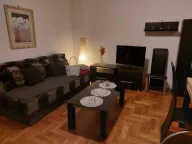 Izdavanje, jednosoban stan, 43m², Budva, Crna Gora - image 1