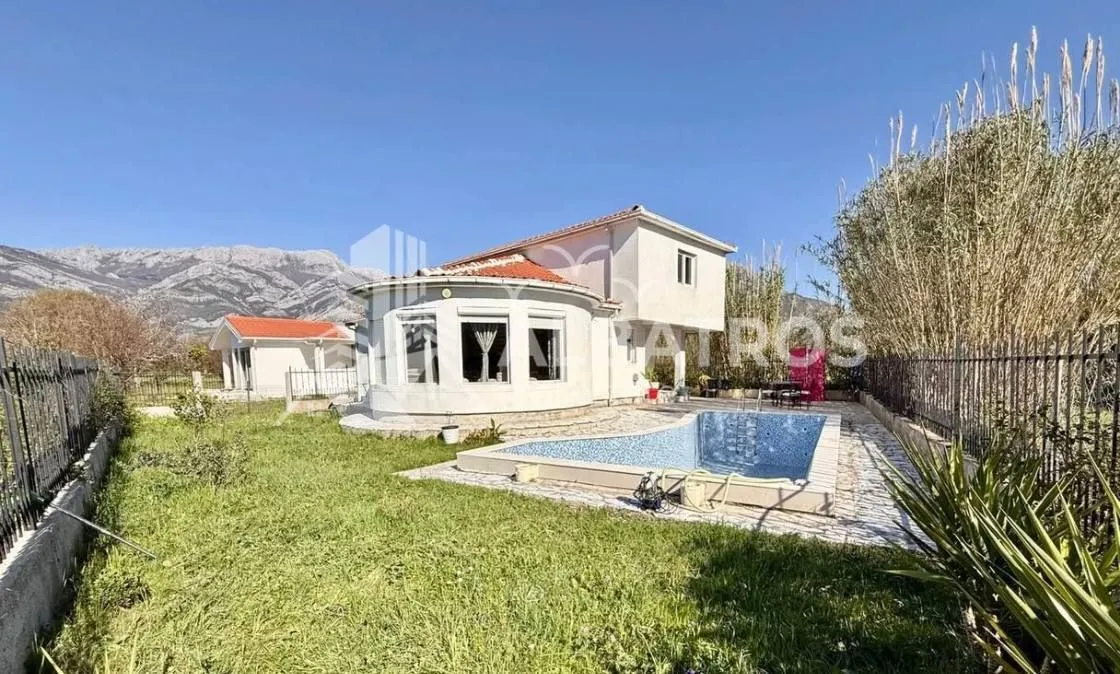 Prodaja, kuća, 112m², Polje, Bar