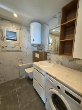 Prodaja, dvosoban stan, 93m², Centar, Budva - image 14