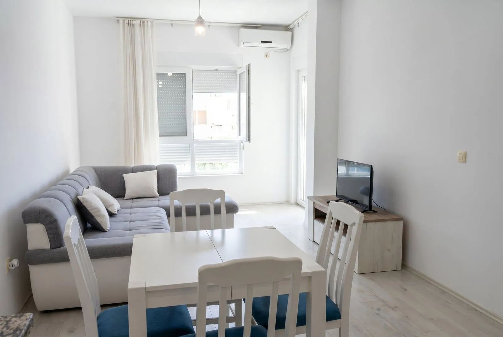 Rent, two bedroom apartment, 46m², Budva, Crna Gora