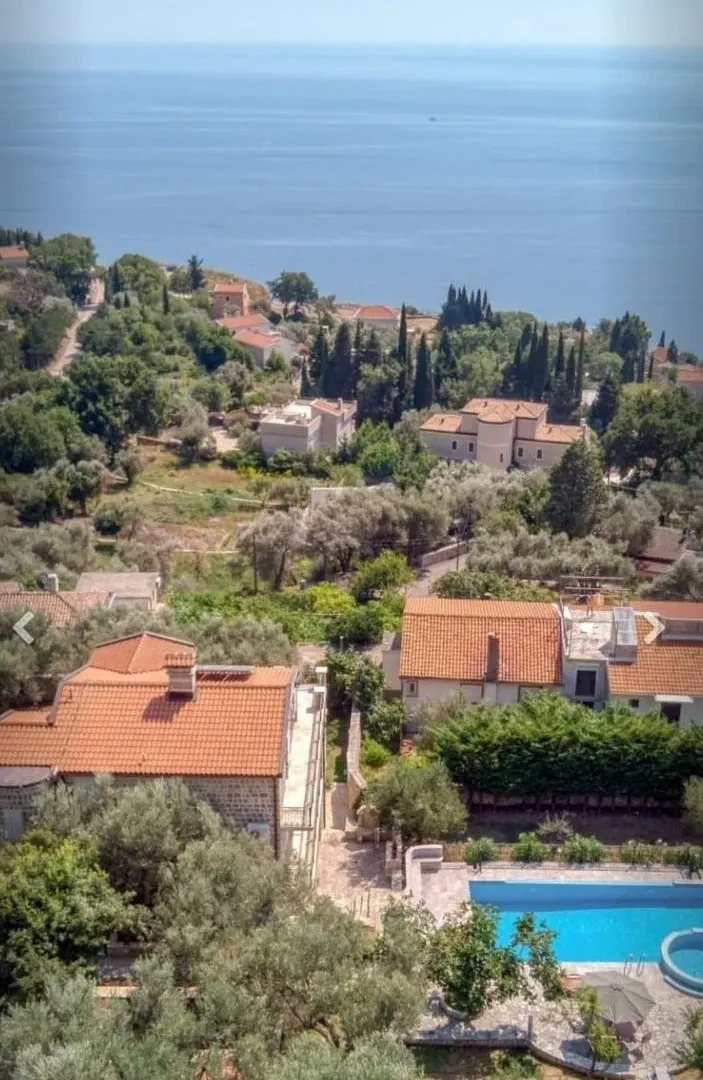 Prodaja, kuća, 500m², Reževići, Budva