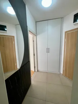 Izdavanje, dvosoban stan, 56m², Stara Varoš, Podgorica - image 4