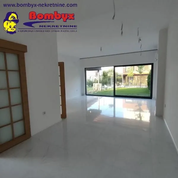 Prodaja, kuća, 181m², Sremska Kamenica, Petrovaradin