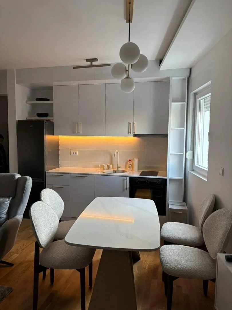 Rent, two bedroom apartment, 70m², Podkošljun, Budva