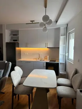 Rent, two bedroom apartment, 70m², Podkošljun, Budva - image 3