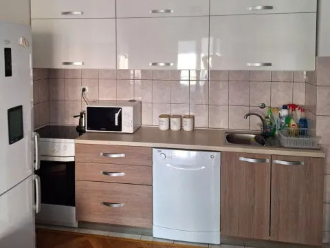 Rent, apartment, 35m², Stari Aerodrom, Podgorica - image 2