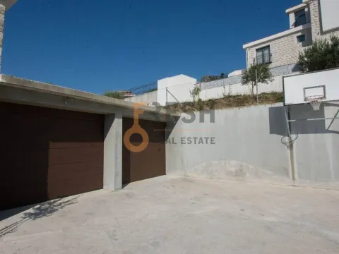 Prodaja, kuća, 300m², Herceg Novi, Crna Gora - image 17