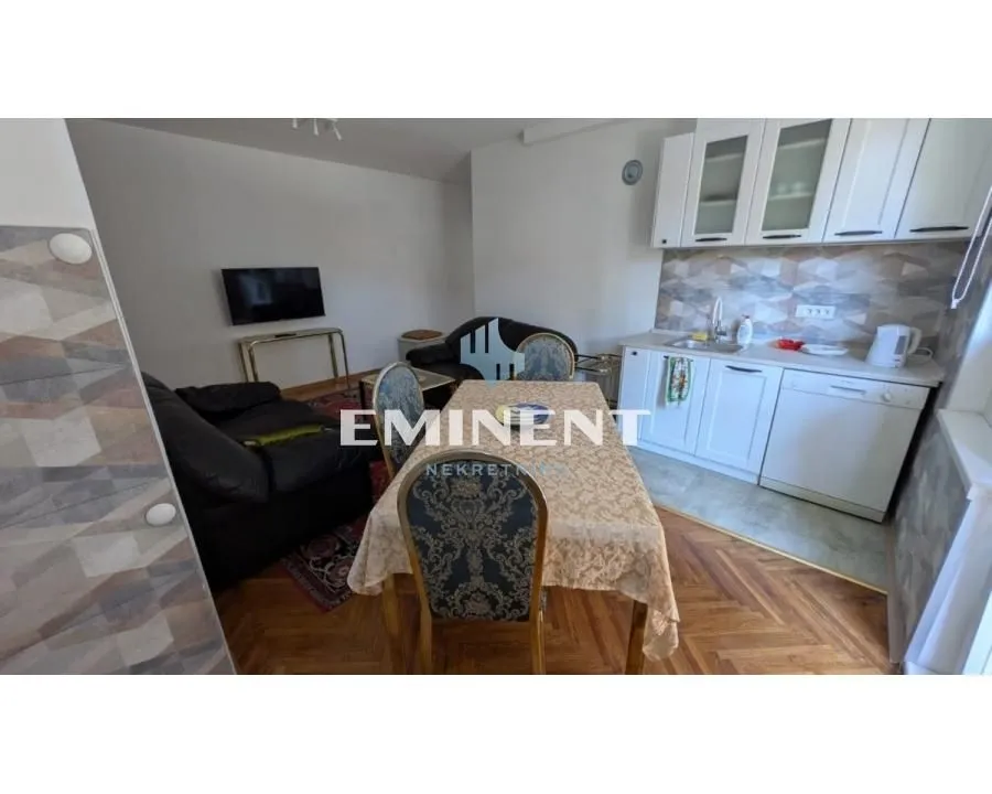 Rent, three bedroom apartment, 65m², Vračar Hram, Vračar Sve Podlokacije