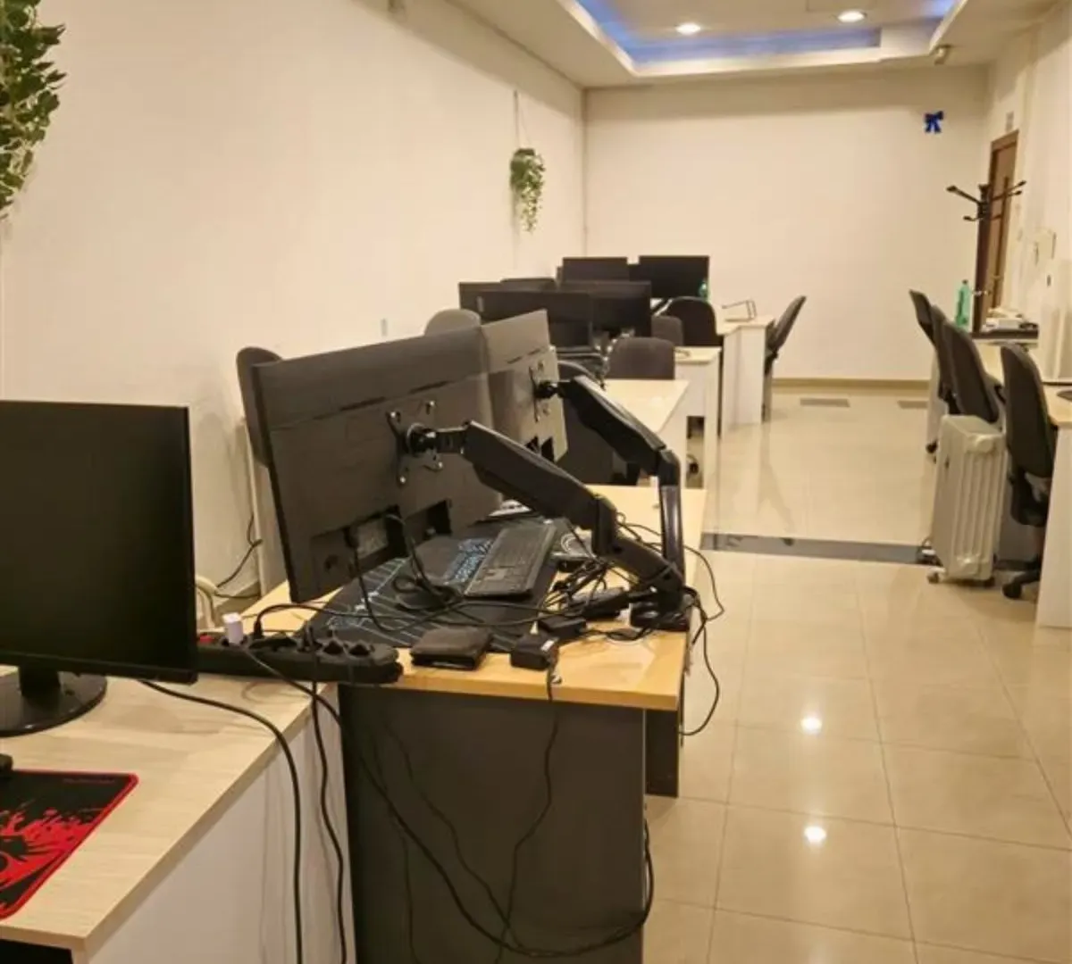 Rent, office space, 400m², Savski Venac, Beograd