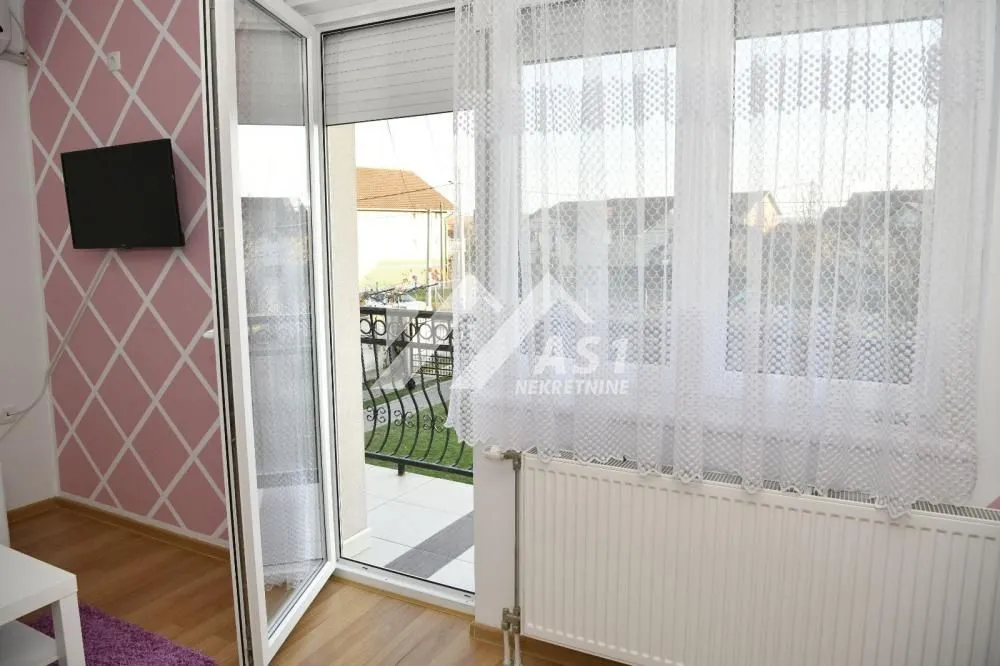 Izdavanje, jednosoban stan, 40m², Klisa, Novi Sad Sve Podlokacije