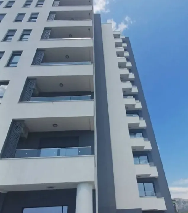 Prodaja, jednosoban stan, 47m², Centar, Bar