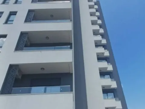 Sale, one bedroom apartment, 47m², Centar, Bar - image 1