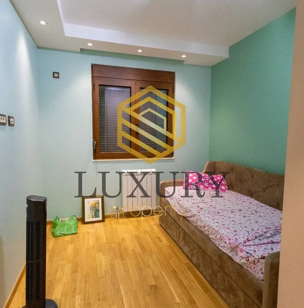 Rent, house, 220m², Ćurilac, Danilovgrad