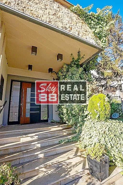 Prodaja, kuća, 400m², Čukarica, Beograd