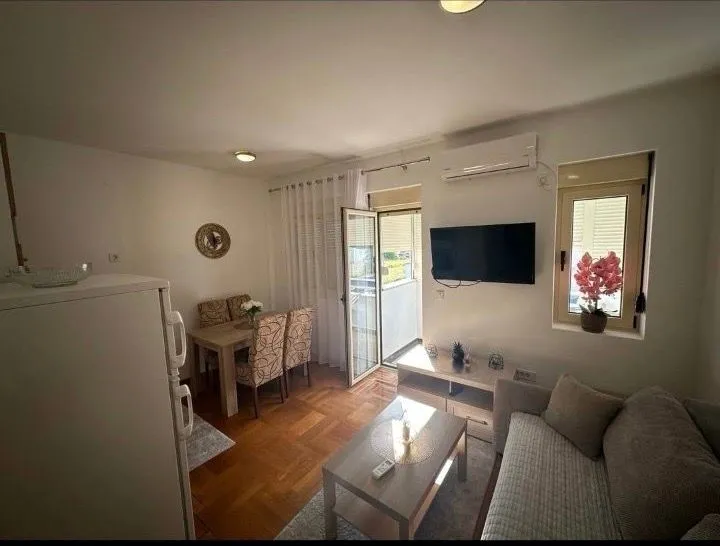 Rent, studio apartment, 26m², Zabjelo, Podgorica