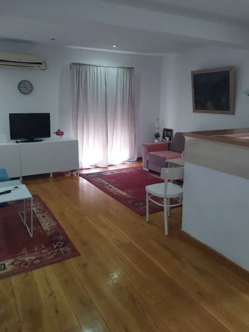 Rent, two bedroom apartment, 90m², Velji Vinogradi, Budva