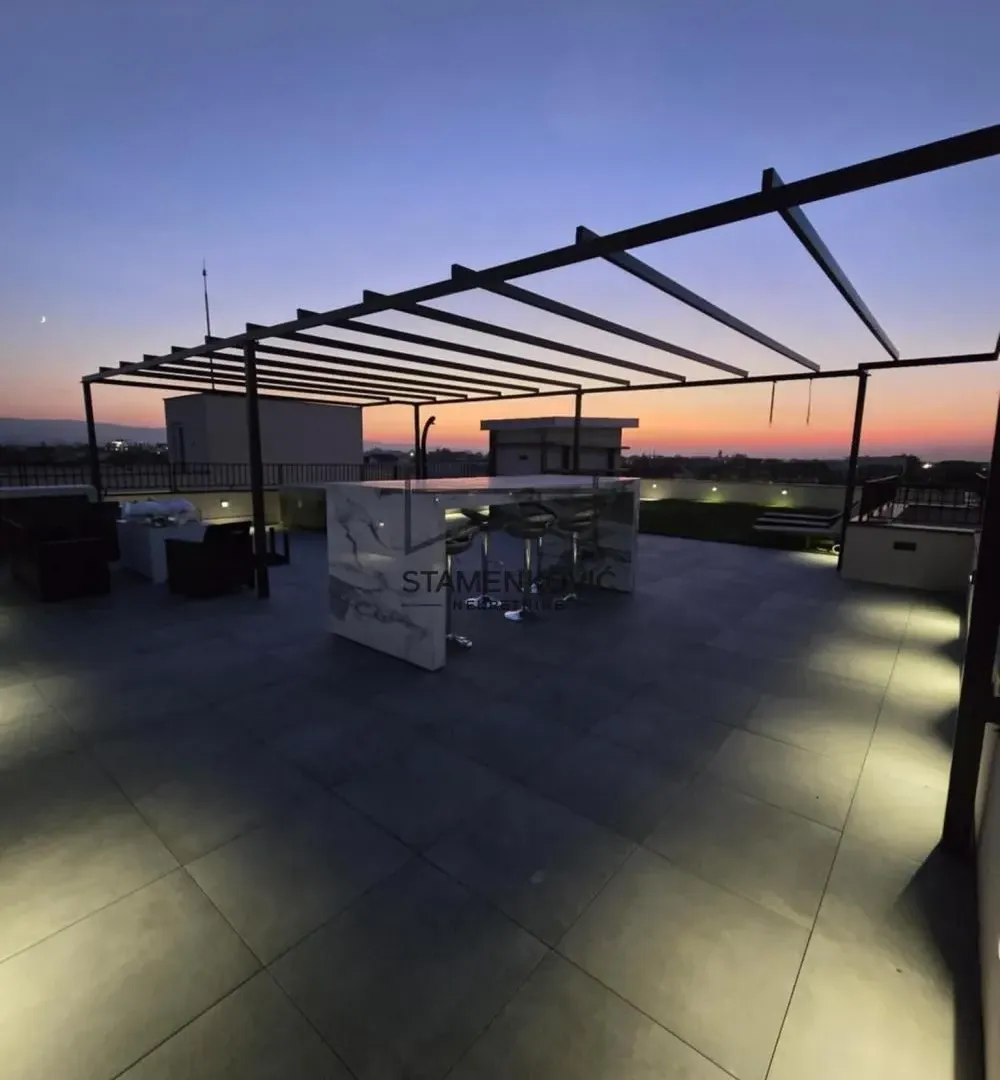 Prodaja, četvorosoban stan, 88m², Veternička rampa, Novi Sad Sve Podlokacije