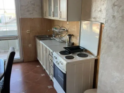 Izdavanje, jednosoban stan, 50m², Šušanj, Bar - image 3