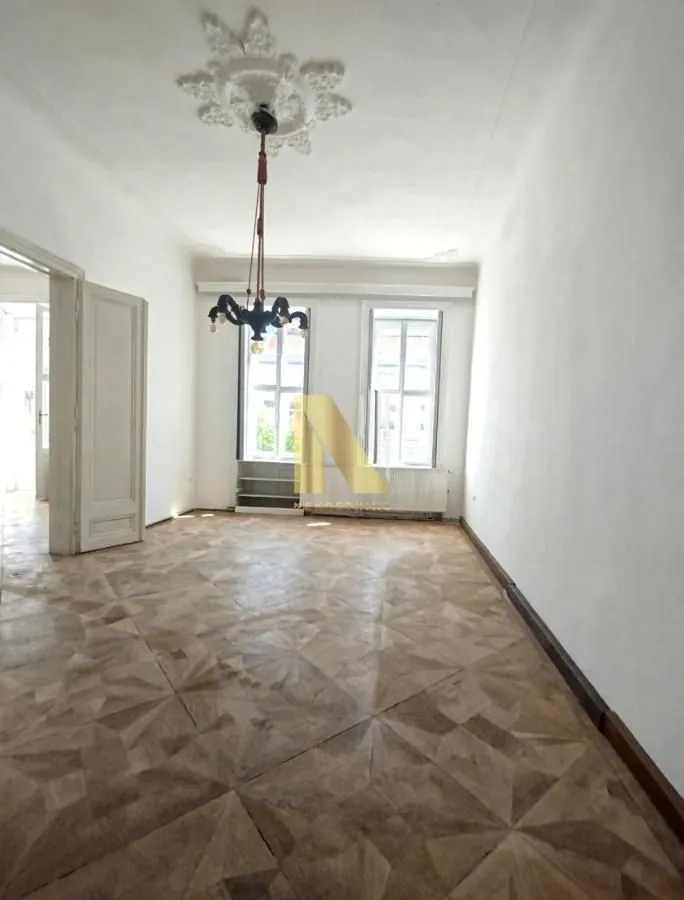 Rent, office space, 200m², Centar, Novi Sad