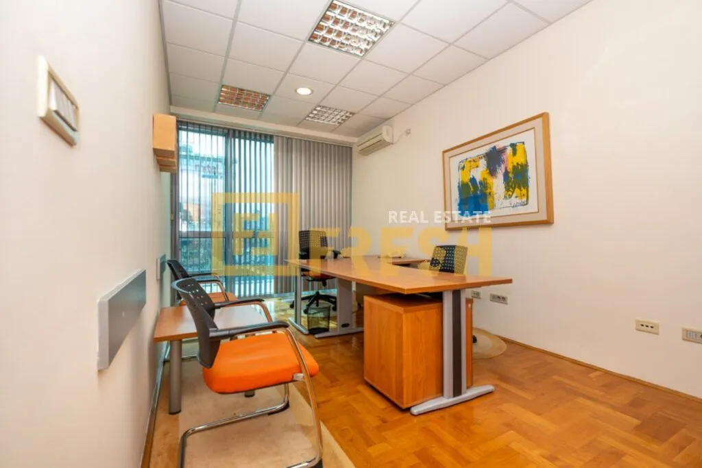 Rent, office space, 78m², Preko Morače, Podgorica