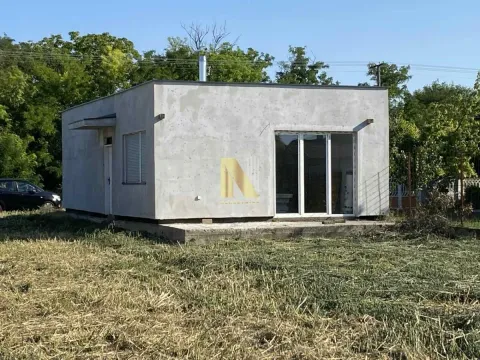 Sale, house, 72m², Čurug, Žabalj