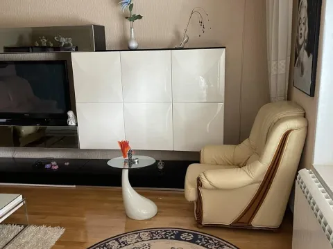 Rent, one bedroom apartment, 150m², Momišići, Podgorica - image 7