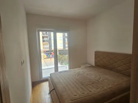 Izdavanje, jednosoban stan, 45m², City Kvart, Podgorica - image 7