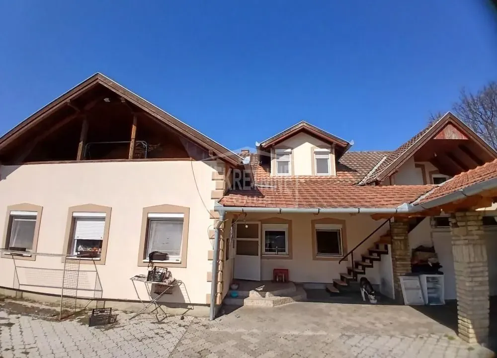 Sale, house, 220m², Dudova Šuma, Subotica